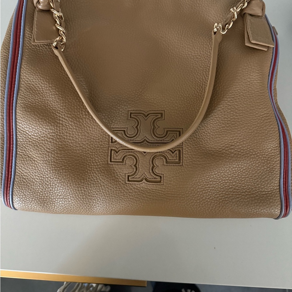 Tory Burch Tan Shoulder Bag with Red and Blue Trim - Picture 13 of 14